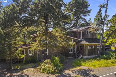 2 Bedroom House in Manzanita, OR